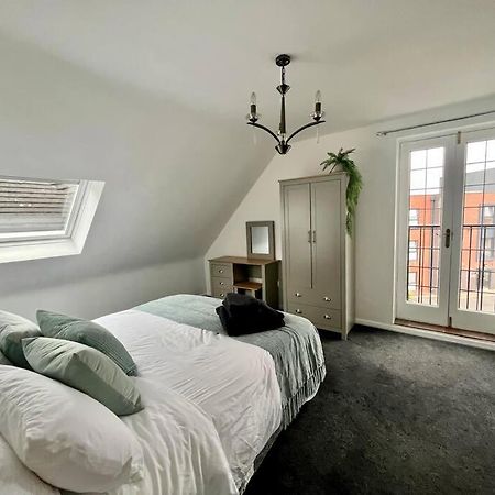 Bs - Luxury Top Floor 4 Bed Apartment With Garage In Town Centre - No Lift Stratford-upon-Avon Extérieur photo