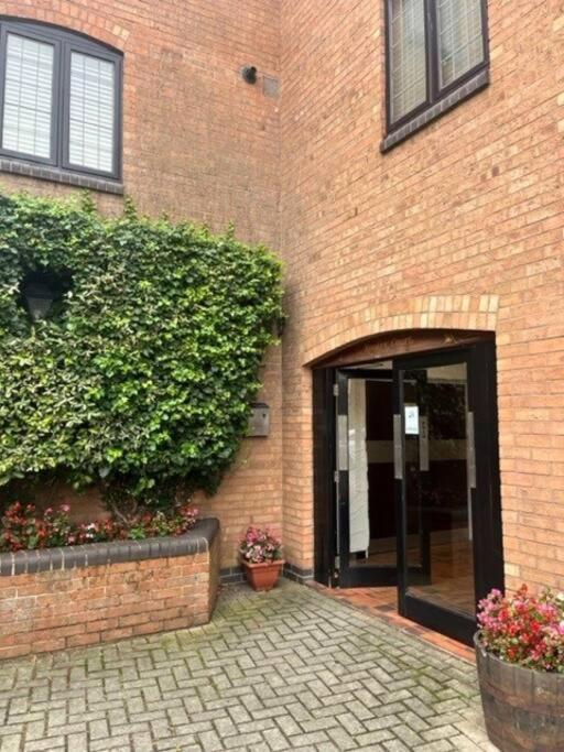 Bs - Luxury Top Floor 4 Bed Apartment With Garage In Town Centre - No Lift Stratford-upon-Avon Extérieur photo